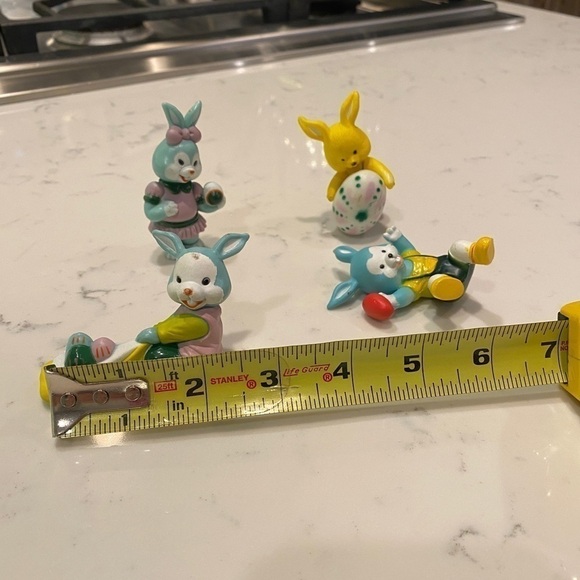 Lot of 4 Vintage Easter Bunny Basket Plastic Toys Figures Figurines - Picture 7 of 7